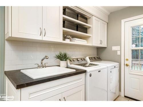 6123  27/28 Nottawasaga Sideroad, Stayner, ON - Indoor Photo Showing Laundry Room