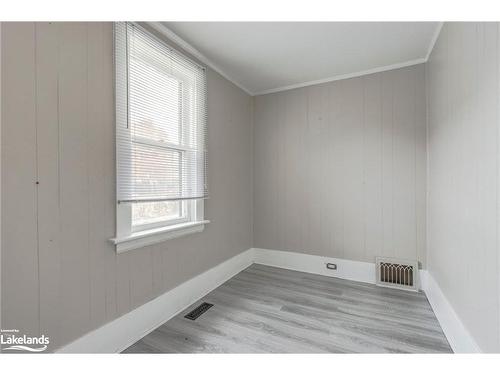 808 Quebec Street, Midland, ON - Indoor Photo Showing Other Room