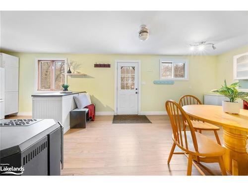 17 Louisa Street, Parry Sound, ON - Indoor Photo Showing Dining Room