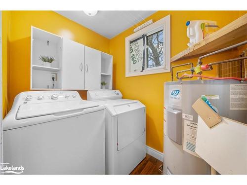 17 Louisa Street, Parry Sound, ON - Indoor Photo Showing Laundry Room