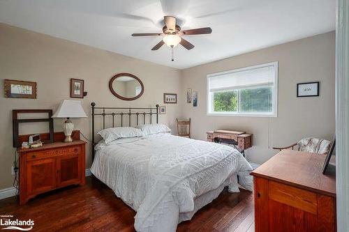 96 Lockhart Road, Collingwood, ON - Indoor Photo Showing Bedroom