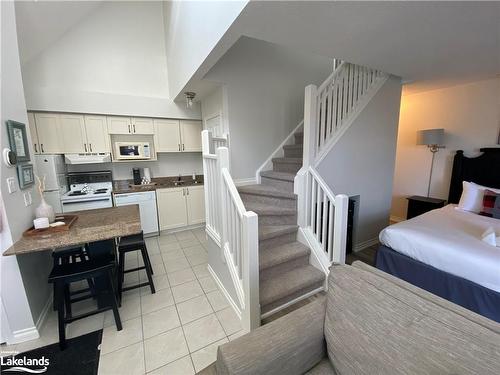 516-796468 Grey Road 19, The Blue Mountains, ON - Indoor Photo Showing Kitchen