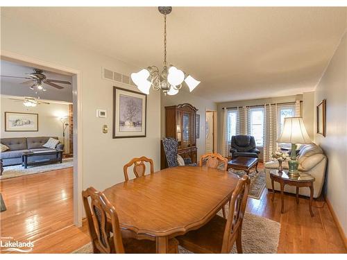 67 Carruthers Crescent, Barrie, ON - Indoor Photo Showing Dining Room