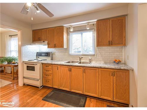 67 Carruthers Crescent, Barrie, ON - Indoor Photo Showing Kitchen With Double Sink