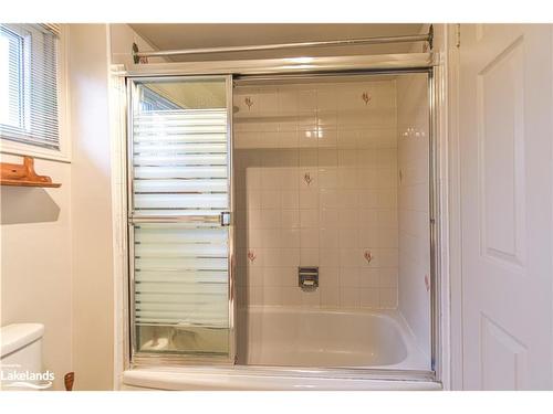 67 Carruthers Crescent, Barrie, ON - Indoor Photo Showing Bathroom