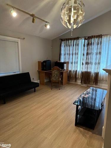 252 Swiss Meadows Boulevard, Ravenna, ON - Indoor Photo Showing Other Room