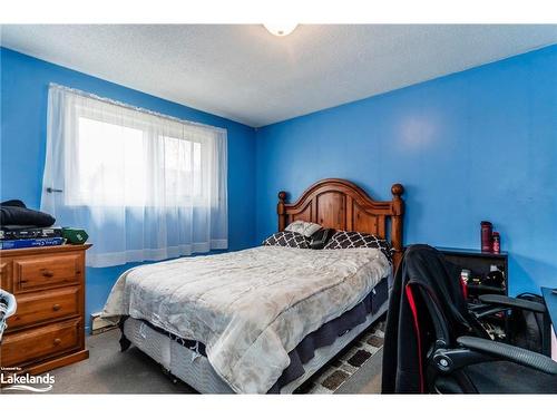 538 Nelson Street, Midland, ON - Indoor Photo Showing Bedroom