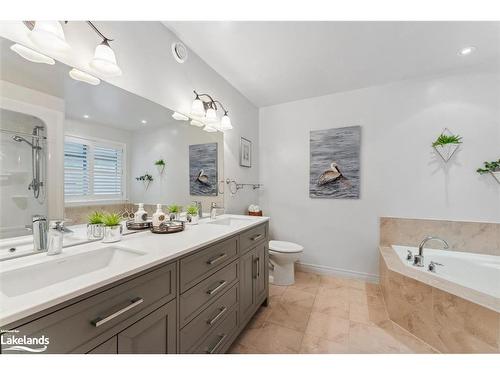 33 South Harbour Drive, Bobcaygeon, ON - Indoor Photo Showing Bathroom