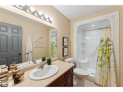 33 South Harbour Drive, Bobcaygeon, ON - Indoor Photo Showing Bathroom