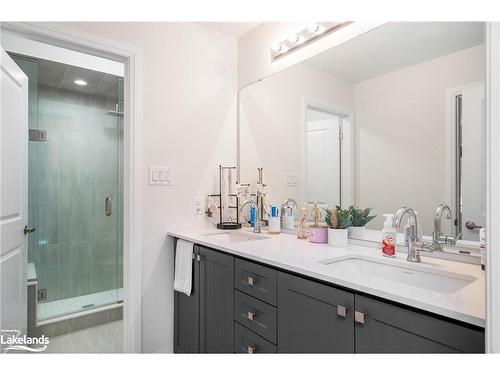 41 Tracey Lane, Collingwood, ON - Indoor Photo Showing Bathroom