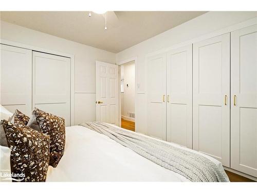 29 Godden Street, Collingwood, ON - Indoor Photo Showing Bedroom