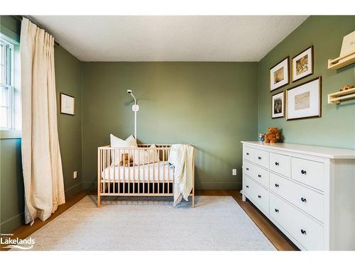 29 Godden Street, Collingwood, ON - Indoor Photo Showing Bedroom