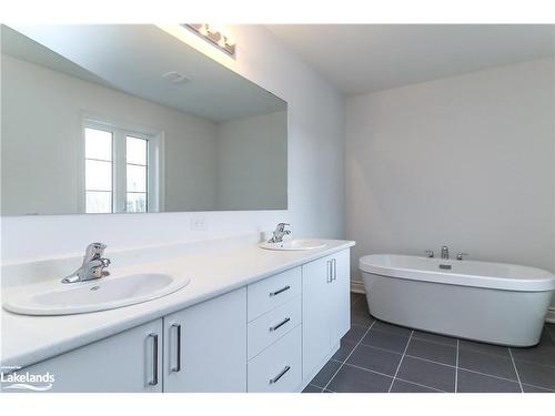 11 Amber Drive, Wasaga Beach, ON - Indoor Photo Showing Bathroom