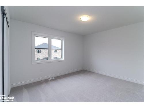 11 Amber Drive, Wasaga Beach, ON - Indoor Photo Showing Other Room