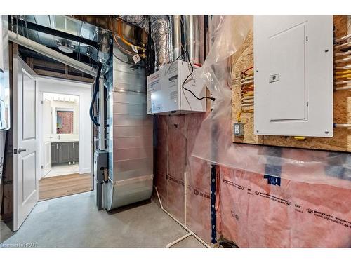 167 Elgin Avenue E, Goderich, ON - Indoor Photo Showing Basement