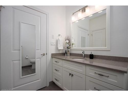 41-375 Mitchell Road S, Listowel, ON - Indoor Photo Showing Bathroom