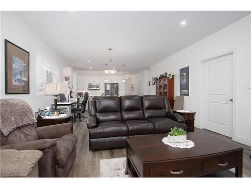 41-375 Mitchell Road S, Listowel, ON - Indoor Photo Showing Living Room