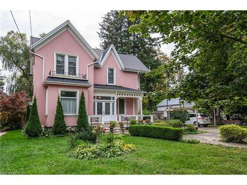 49 William Street N, Clinton, ON - Outdoor With Deck Patio Veranda With Facade