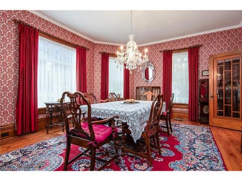 49 William Street N, Clinton, ON - Indoor Photo Showing Dining Room