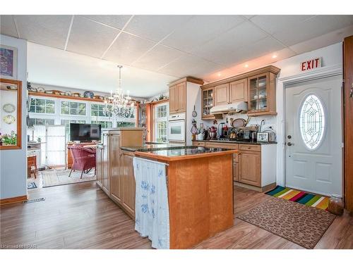 49 William Street N, Clinton, ON - Indoor Photo Showing Kitchen