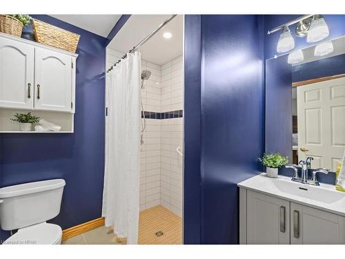 29-59 Eagle Drive, Stratford, ON - Indoor Photo Showing Bathroom