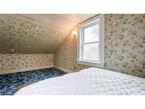140 Stonehouse Street, Goderich, ON - Indoor Photo Showing Bedroom
