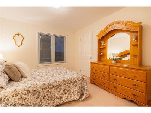 78260 Parr Line, Central Huron, ON - Indoor Photo Showing Bedroom