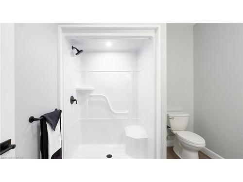137 Severn Drive, Goderich, ON - Indoor Photo Showing Bathroom