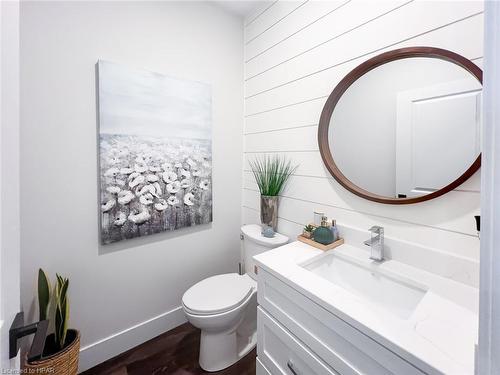 30 Silver Creek Road, Seaforth, ON - Indoor Photo Showing Bathroom