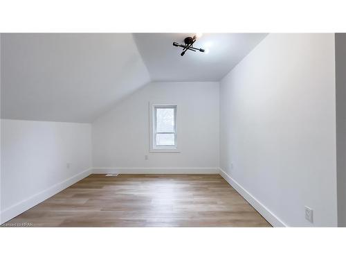 126 Huron Street, Clinton, ON - Indoor Photo Showing Other Room