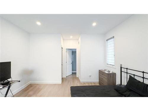 432 Coast Drive, Goderich, ON - Indoor Photo Showing Laundry Room