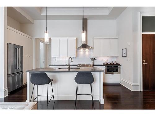 2B-189 Elizabeth Street, St. Marys, ON - Indoor Photo Showing Kitchen With Upgraded Kitchen