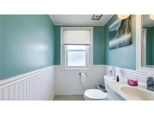 155 St. David Street, Goderich, ON - Indoor Photo Showing Bathroom