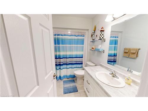 13 Lakebreeze Drive, Ashfield-Colborne-Wawanosh, ON - Indoor Photo Showing Bathroom
