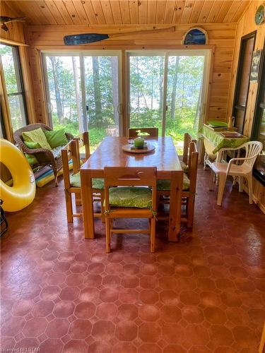 Lt25 Sandy Island, Sturgeon Falls, ON - Indoor Photo Showing Dining Room