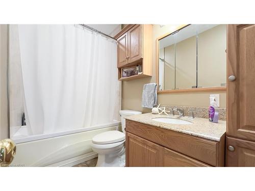 160 Bayfield Road, Goderich, ON - Indoor Photo Showing Bathroom