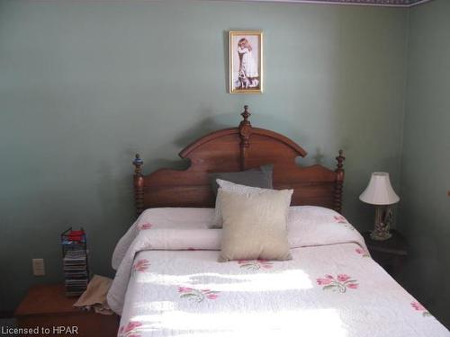 44411 Sawmill Rd, Mckillop Township, ON - Indoor Photo Showing Bedroom