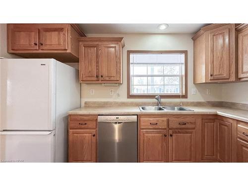 50 Cherokee Lane, Meneset, ON - Indoor Photo Showing Kitchen With Double Sink