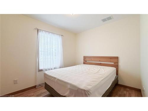 50 Cherokee Lane, Meneset, ON - Indoor Photo Showing Bedroom