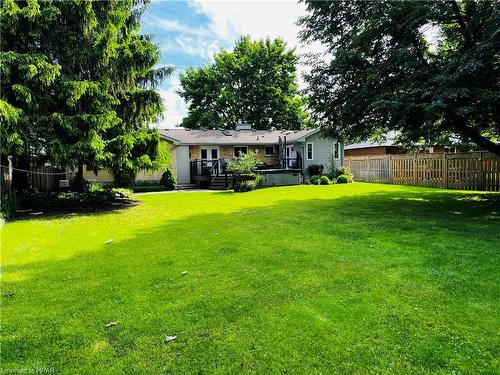 24575 Saxton Road, Strathroy Caradoc (Munic), ON - Outdoor With Deck Patio Veranda