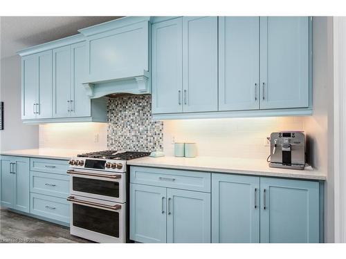 77 Reagan Street, Milverton, ON - Indoor Photo Showing Kitchen With Upgraded Kitchen