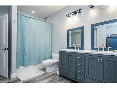 77 Reagan Street, Milverton, ON - Indoor Photo Showing Bathroom