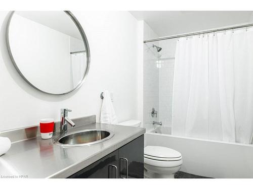 111 Huron Road, Sebringville, ON - Indoor Photo Showing Bathroom