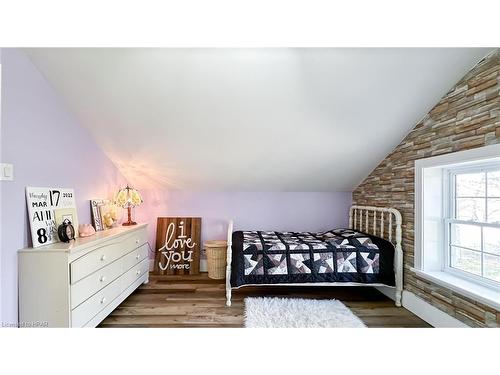 38829 Hullett-Mckillop Road, Central Huron, ON - Indoor Photo Showing Bedroom