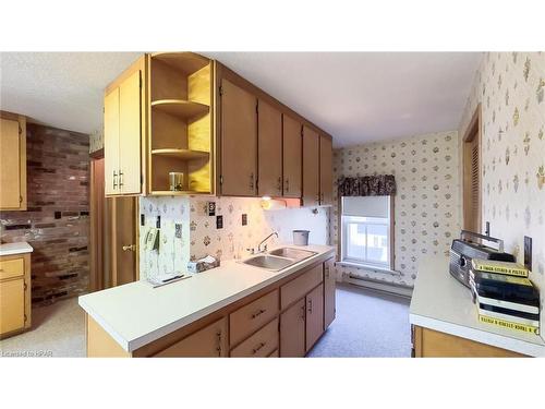 80 Southampton Street, Dungannon, ON - Indoor Photo Showing Kitchen With Double Sink