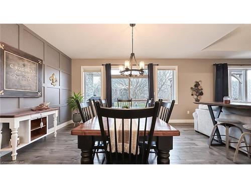 39941 Dinsley Terrace, Bluewater, ON - Indoor Photo Showing Dining Room
