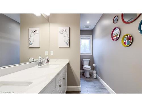 39941 Dinsley Terrace, Bluewater, ON - Indoor Photo Showing Bathroom