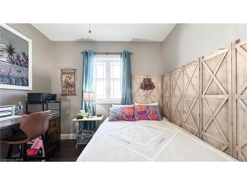 667 Gloria Street, Blyth, ON - Indoor Photo Showing Bedroom