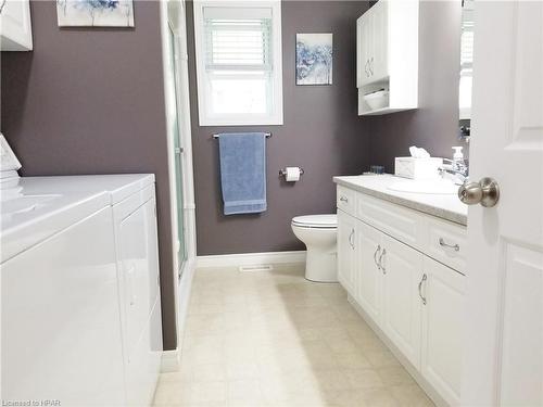 84141 London Road, North Huron, ON - Indoor Photo Showing Bathroom