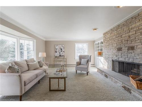 230 Bennett Street W, Goderich, ON - Indoor Photo Showing Living Room With Fireplace